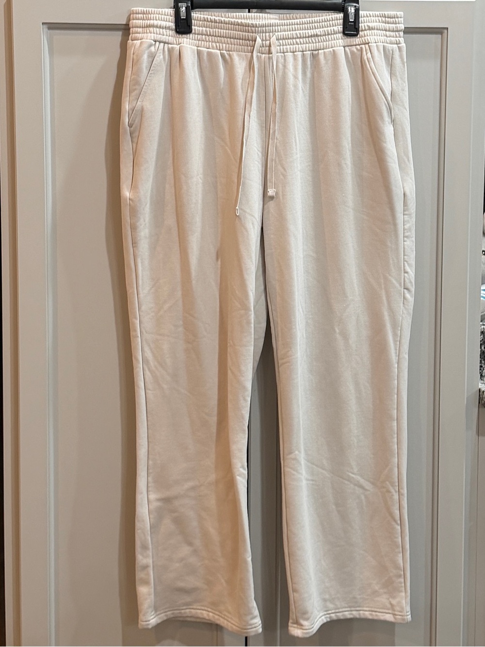 Wink Cream Lounge Pants